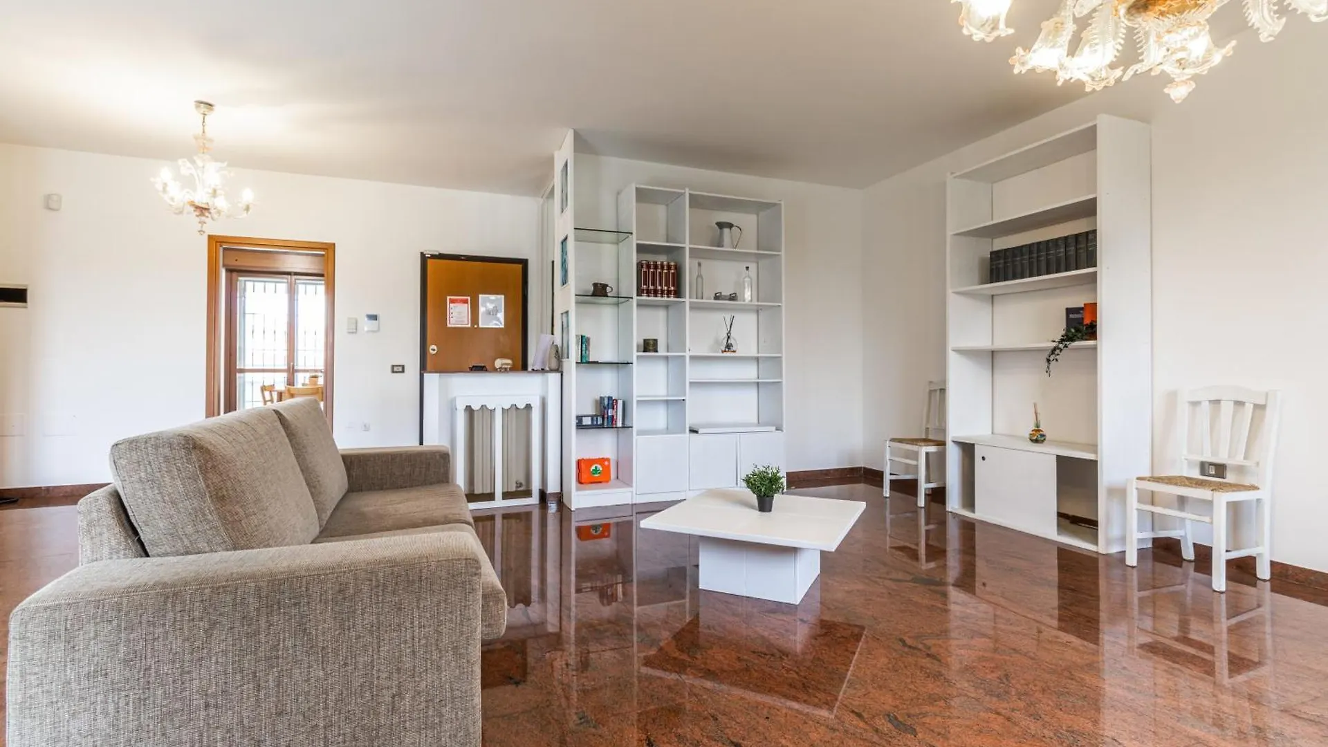 Hotel Residenza Capuano - Affitti Brevi Italia Modena