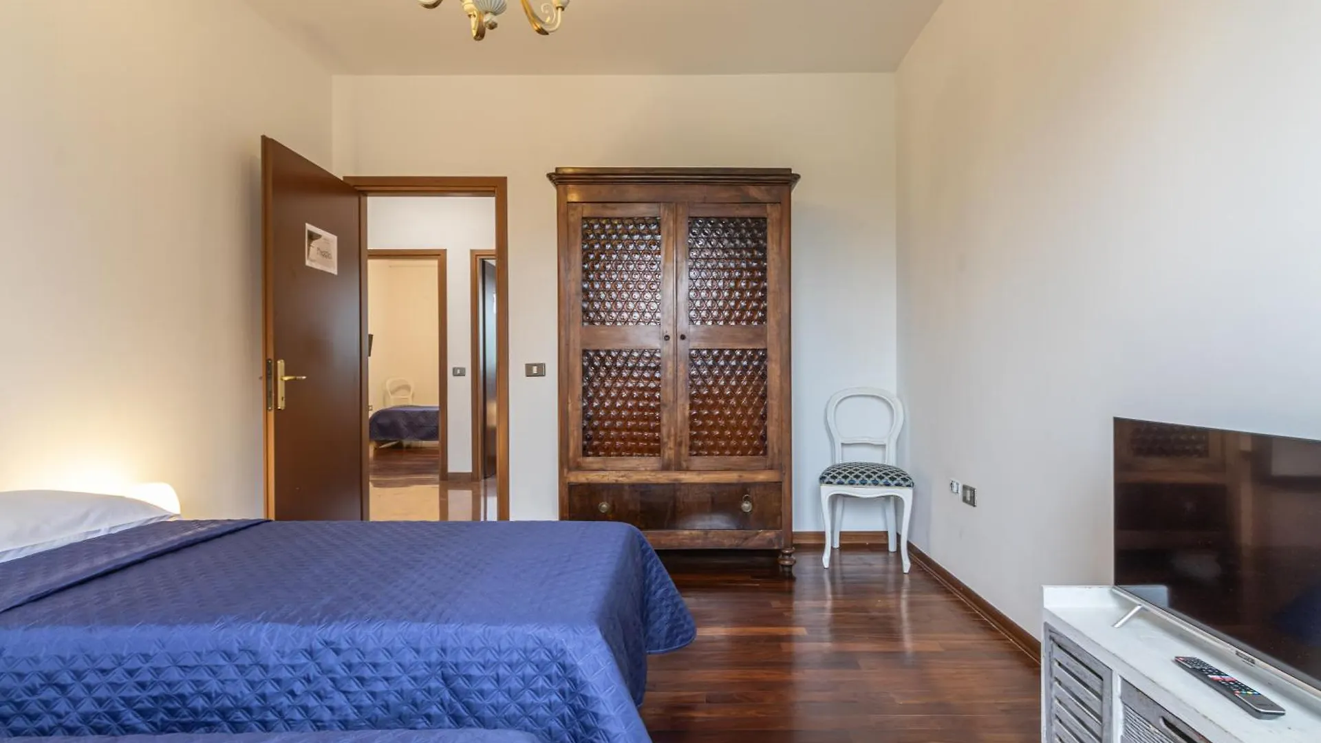 Hotel Residenza Capuano - Affitti Brevi Italia Modena
