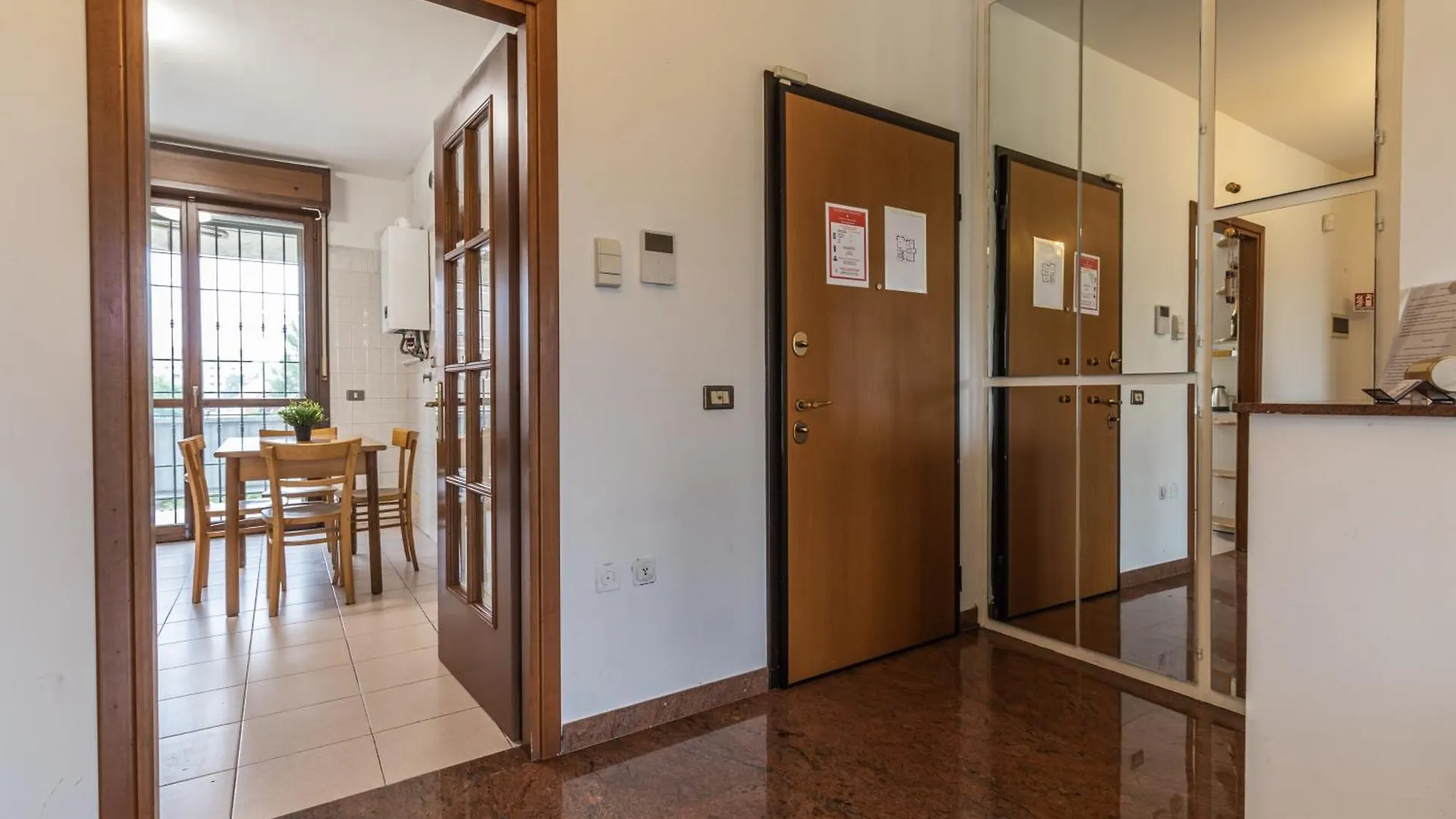 Hotel Residenza Capuano - Affitti Brevi Italia Modena